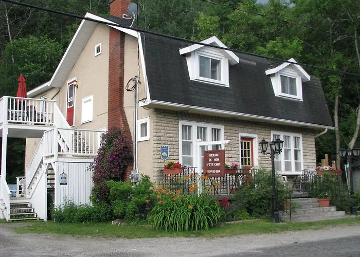 Auberge De Mon Petit Chum B&B