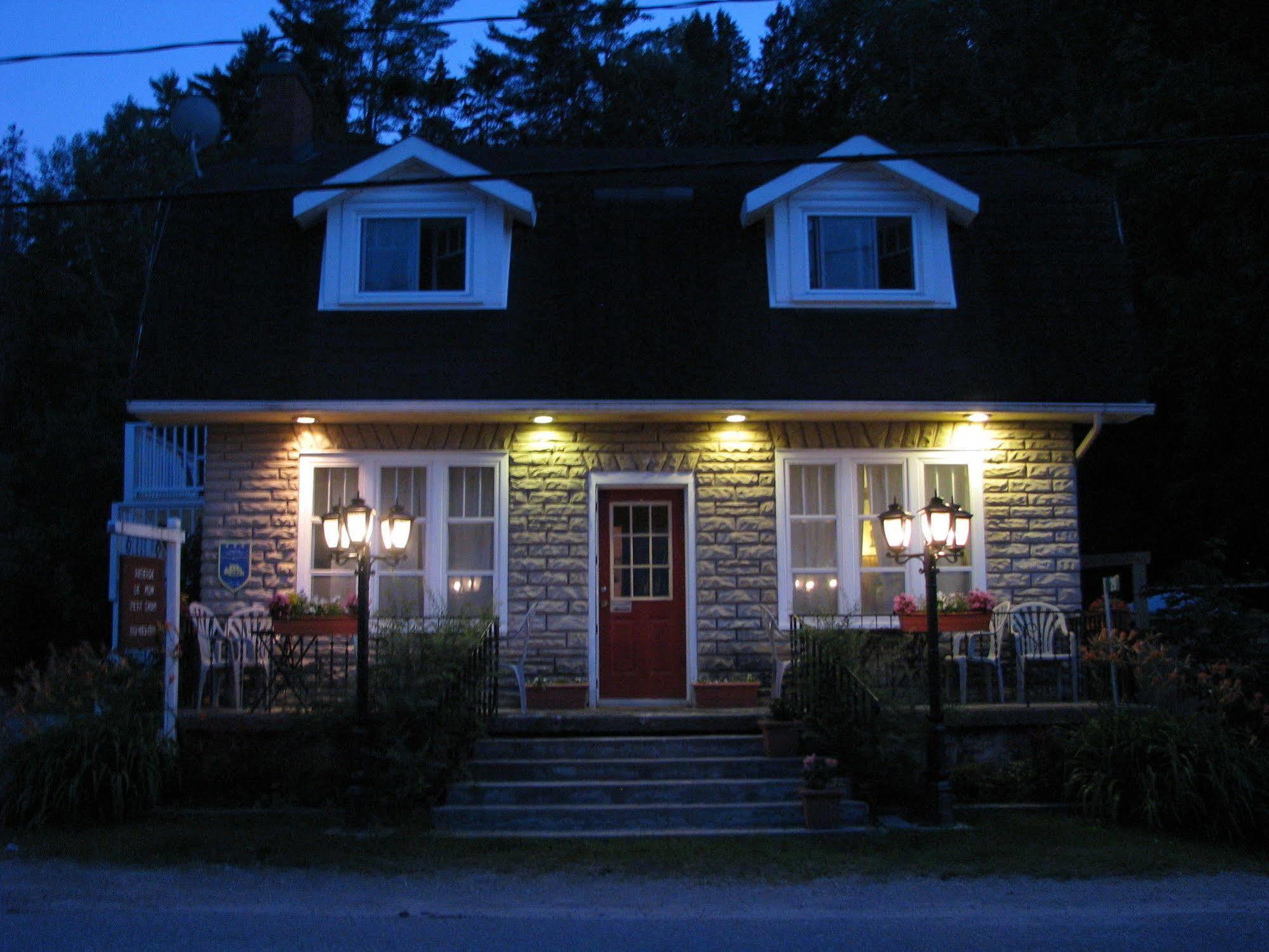 De Mon Petit Chum Inn
