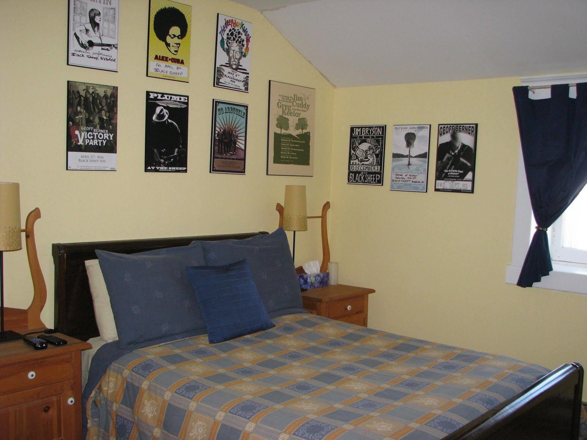 De Mon Petit Chum 3* Wakefield